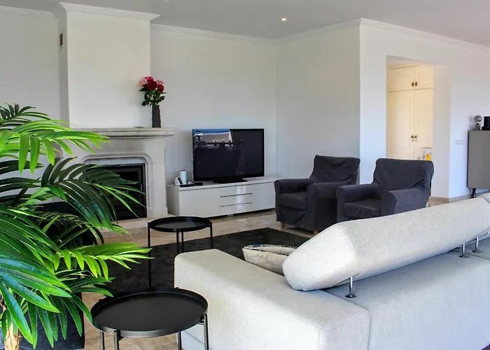 With Heated Pool * Jávea