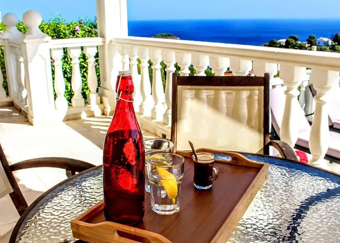 With Heated Pool * Jávea